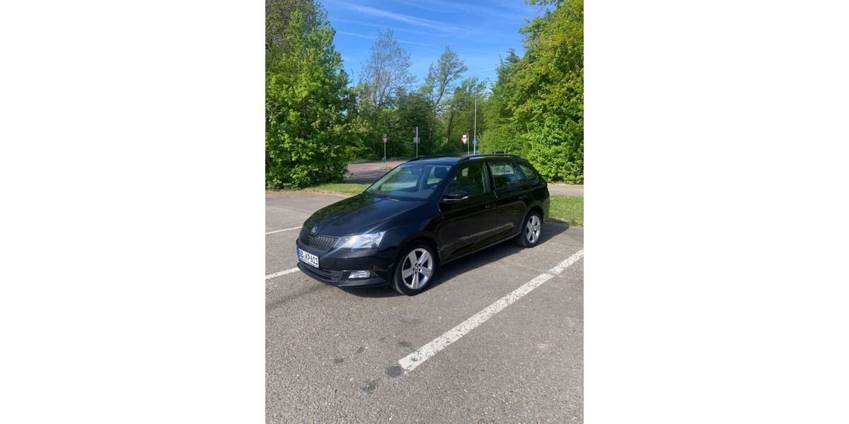 Skoda Fabia 105.000 km 8.990 &euro; Holzgerlingen 71088