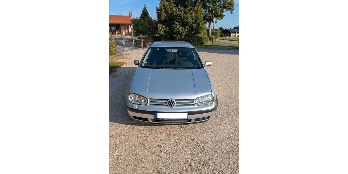 VW Golf 205.000 km 2.900 &euro; Bad Feilnbach 83075