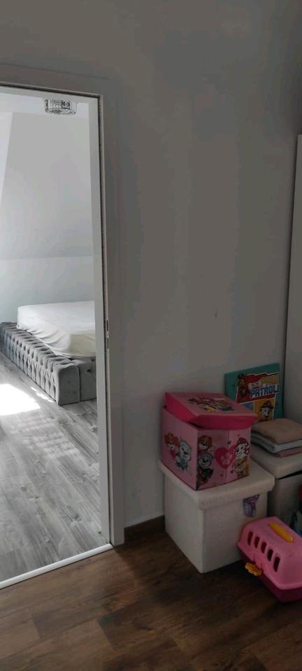 Haus mit Wohnung in Willich