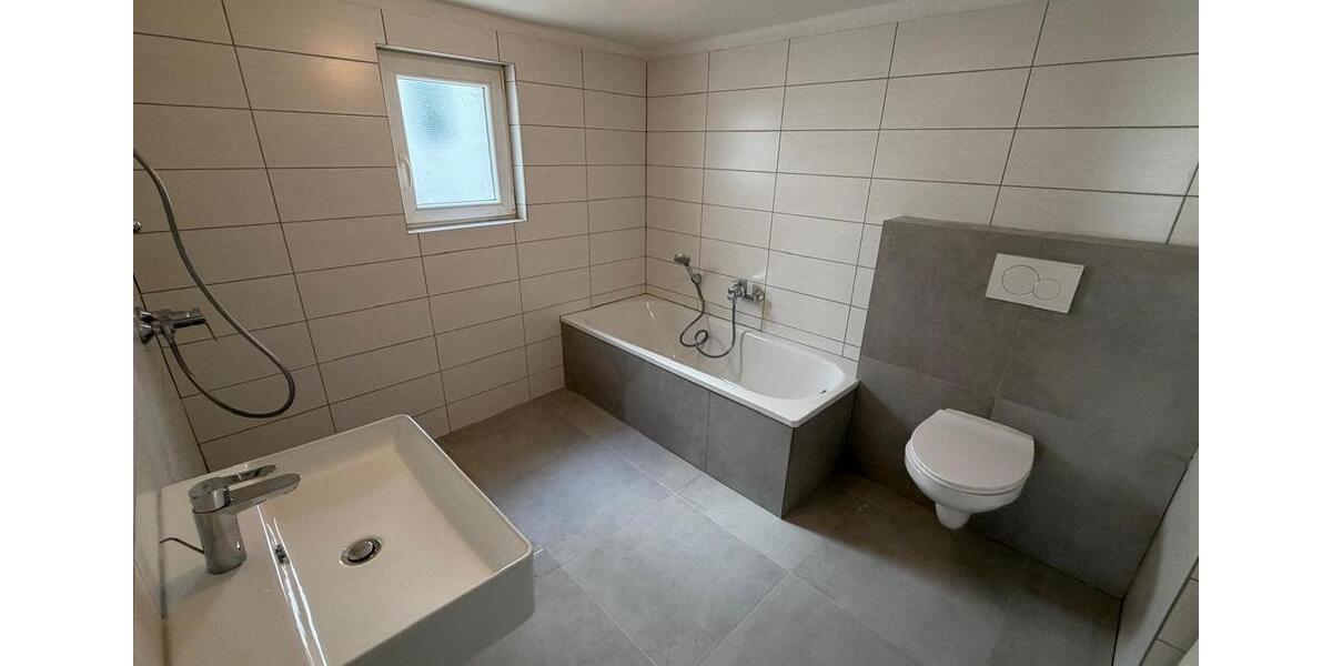 Doppelhaushälfte Heidenheim an der Brenz - 4 Zimmer, 120 m&sup2;, 1.100&euro; | Angebot:25831361
