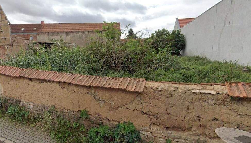 Traumhaft Wohnen im grünen Möbisburg - Grundstück zimmer