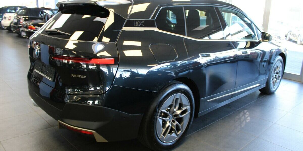 BMW iX xDrive50 35.740 km 54.980 &euro; Euskirchen 53881