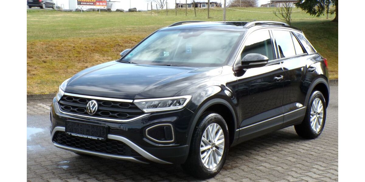 VW T-Roc 18.715 km 18.390 &euro; Gelenau 09423
