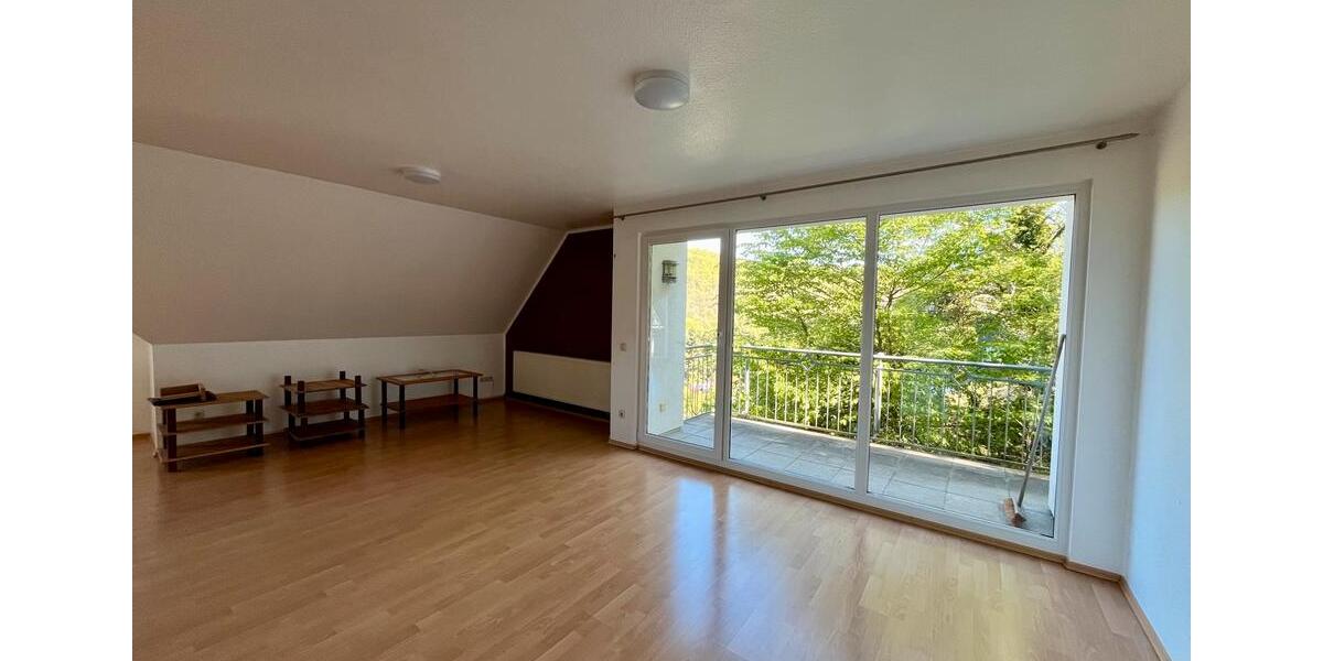 Dachgeschoßwohnung Bad Münstereifel - 3.5 Zimmer, 110 m&sup2;, 1.200&euro; | Angebot:26384297