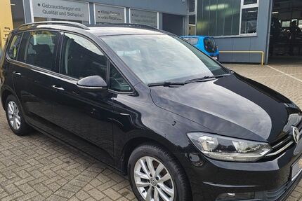 VW Touran 103.000 km 13.870 &euro; Wettringen 48493