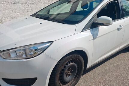 Ford Focus 266.000 km 3.299 &euro; Waldkraiburg 84478
