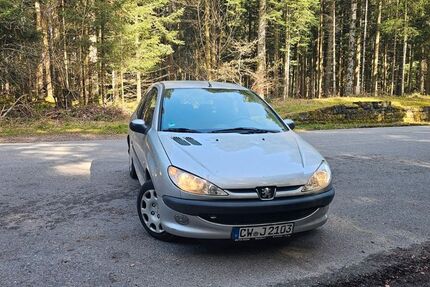 Peugeot 206 89.000 km 750 &euro; Egenhausen 72227