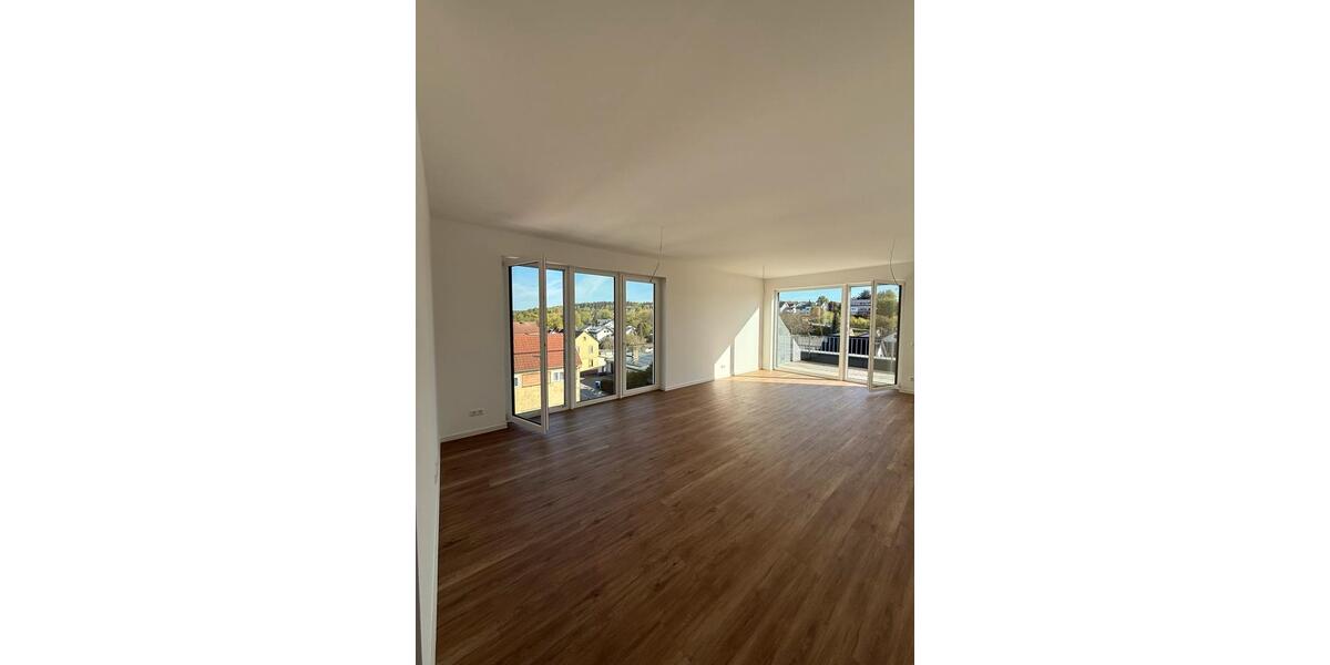 Einfamilienhaus Walldürn - 2 Zimmer, 71 m&sup2;, 815&euro; | Angebot:26395453