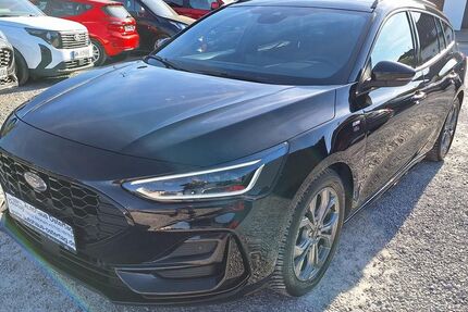 Ford Focus 19.500 km 23.990 &euro; Welzheim 73642