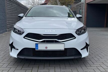 Kia ceed Sportswagon 31.500 km 18.999 &euro; Oldenburg 26123