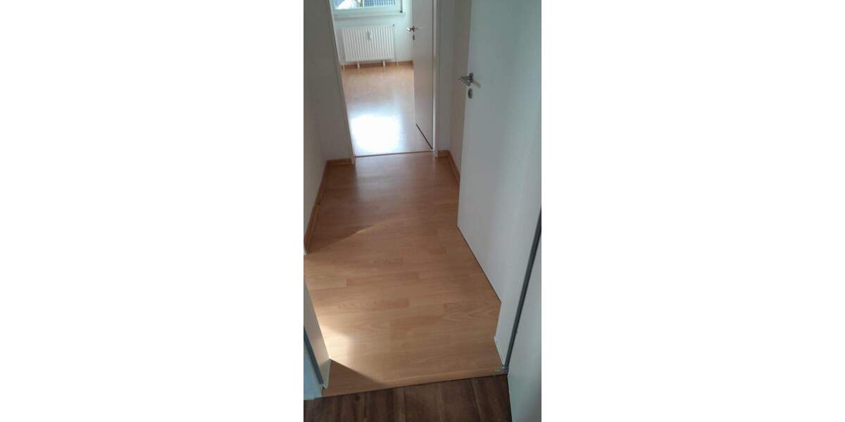 Etagenwohnung Dollern - 4 Zimmer, 85 m&sup2;, 890&euro; | Angebot:25878435