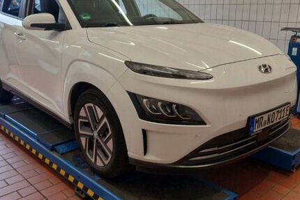 Hyundai KONA 28.797 km 22.340 &euro; Eitorf 53783