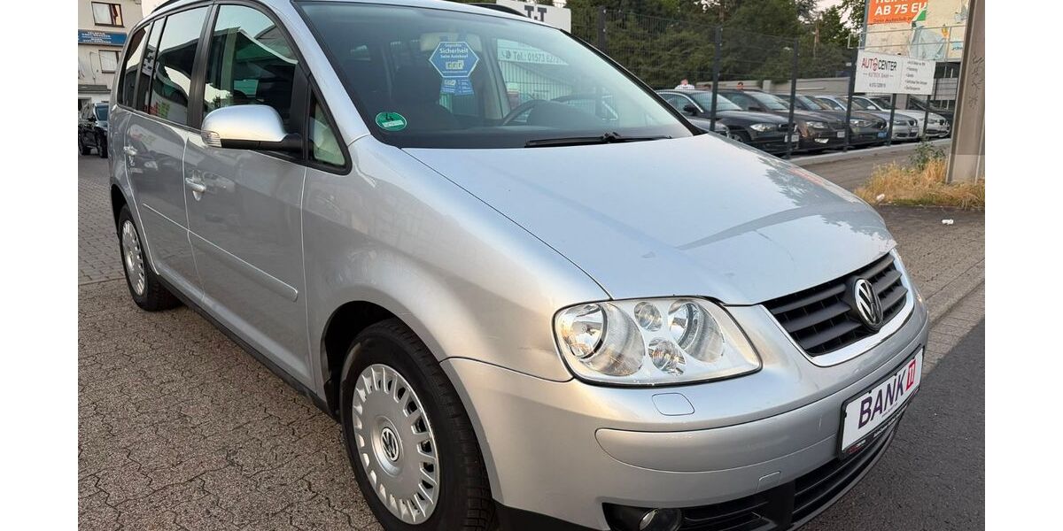 VW Touran 183.921 km 4.899 &euro; Kassel 34123