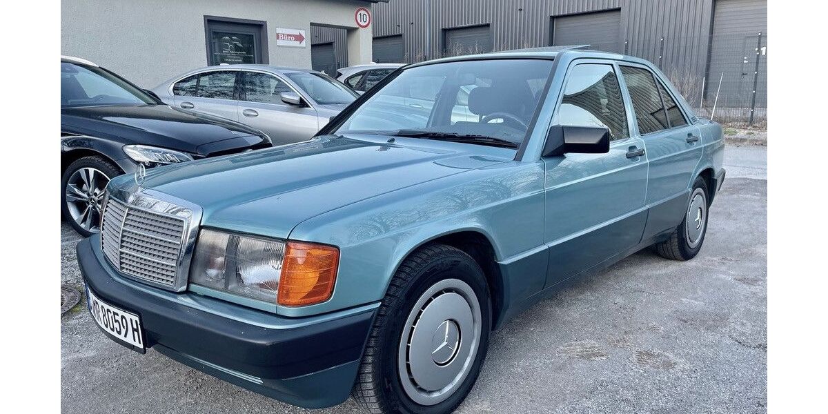 Mercedes-Benz 190 157.000 km 6.900 &euro; Berlin 12683
