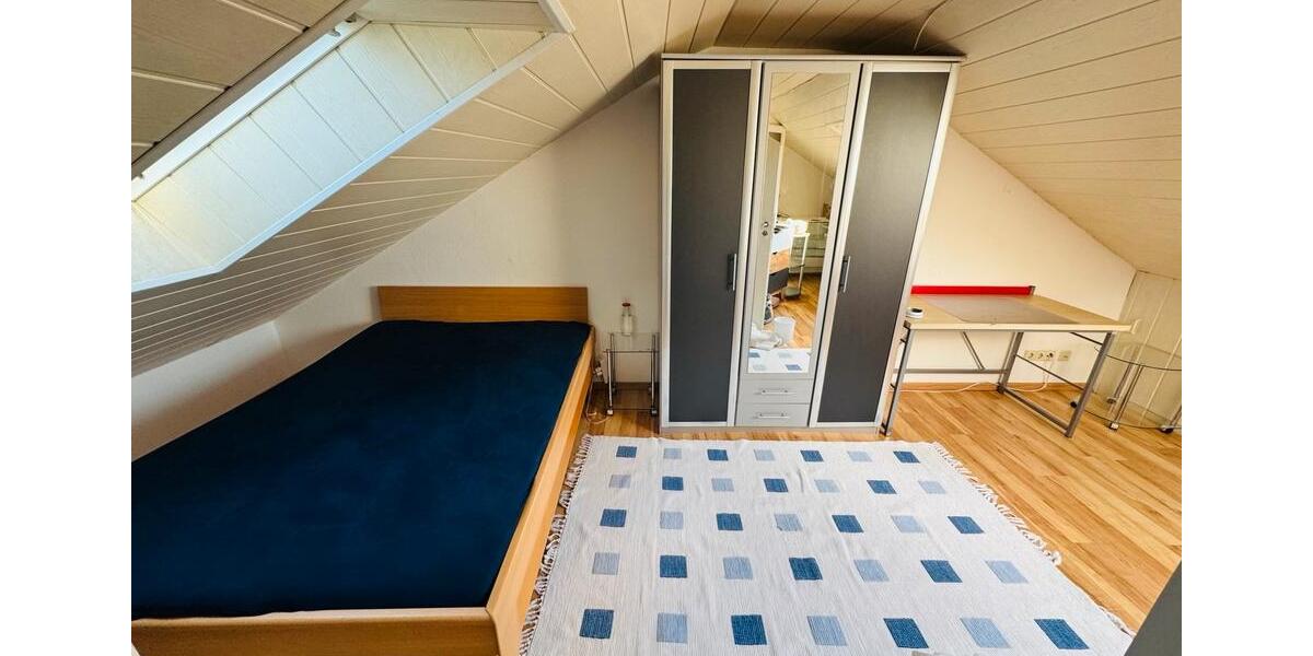 Dachgeschoßwohnung Lindlar - 2 Zimmer, 40 m&sup2;, 480&euro; | Angebot:25333135