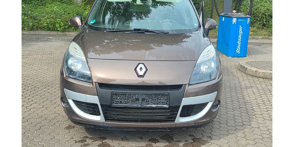 Renault Scenic 243.000 km 3.999 &euro; Plauen 08527