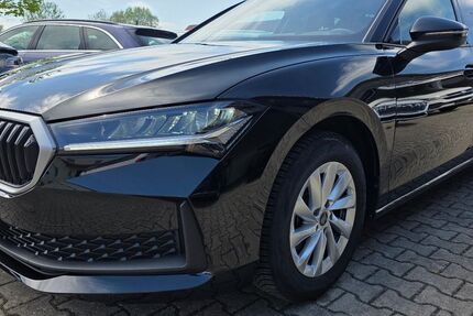 Skoda Superb 7.799 km 33.490 &euro; Ichenhausen 89335