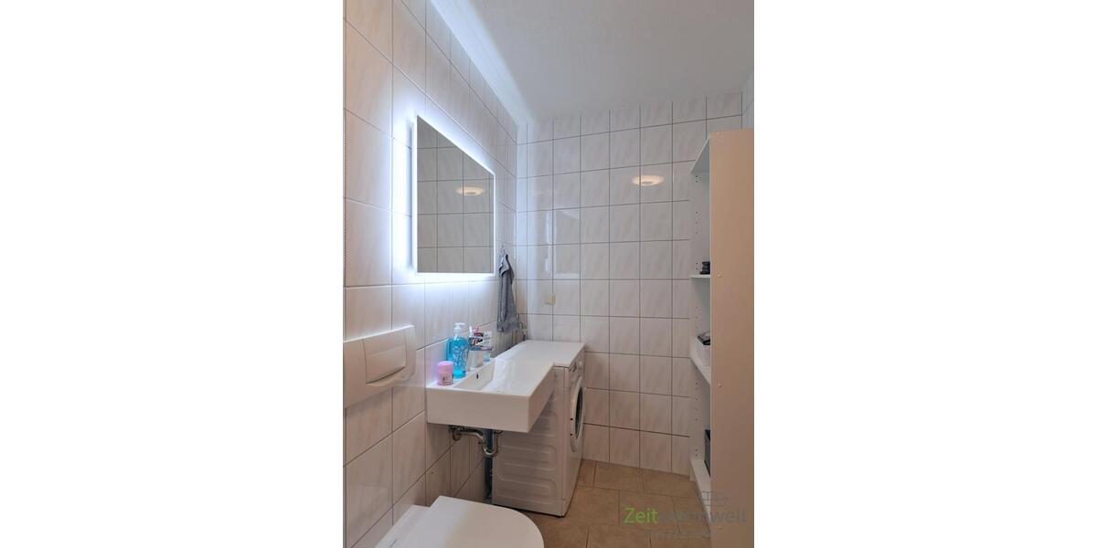 (12236_08) MGN: renovierte 2-Zimmer-Wohnung in der Innenstadt, preiswerte Einbauküche und Möbel möglich - Etagenwohnung Meiningen | Angebot:27306747
