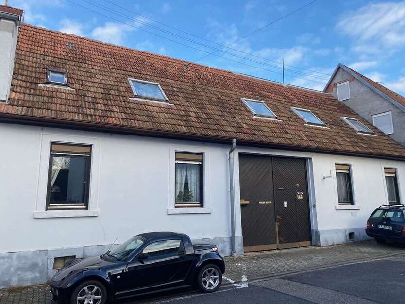 Haus zum Kaufen in Karlsruhe 680.000 € 234 m²