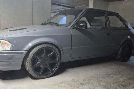 Ford Escort 999.999 km 12.999 &euro; Nauen 14641