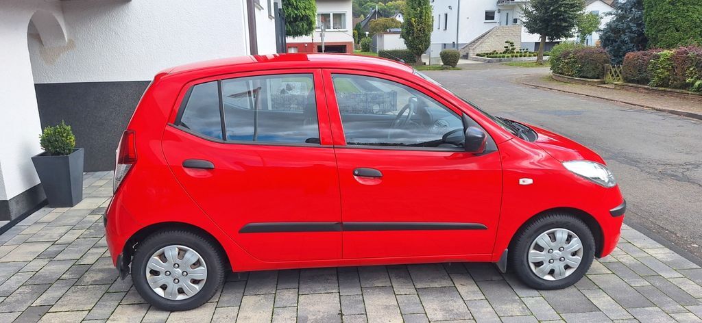 Hyundai i10 64.000 km 1.500 € Wehretal 37387