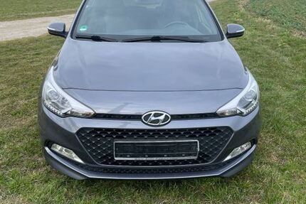 Hyundai i20 14.600 km 10.900 &euro; Sundhagen, Brandshagen 18519