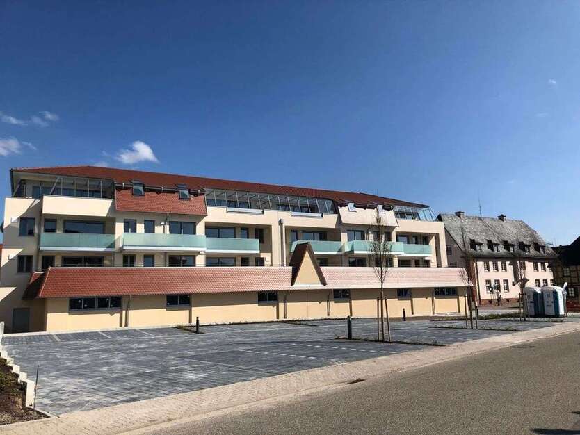 Einzelhandel in Bad Bergzabern 5.900 € 733 m²