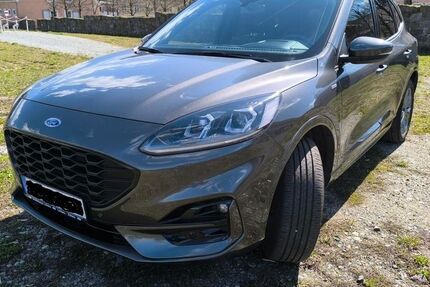 Ford Kuga 48.100 km 22.999 &euro; Schönbach 02708