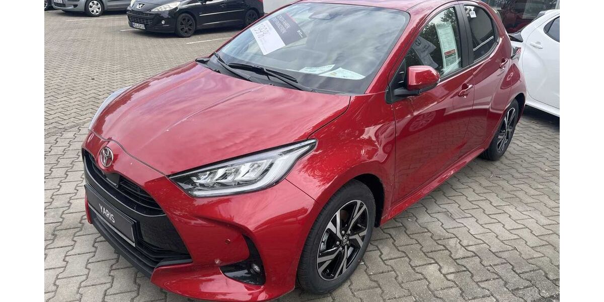 Toyota Yaris 5.000 km 26.950 &euro; Dessau 06847