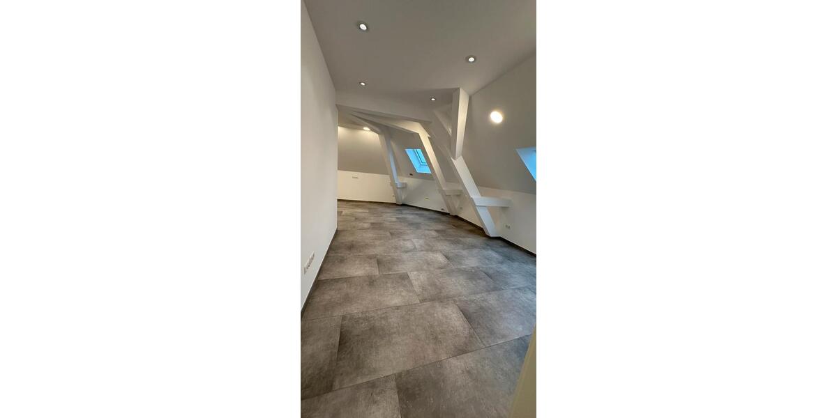 3 Zimmer Dachgeschoss - Wohnung 3 zimmer