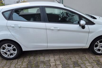 Ford Fiesta 167.000 km 4.100 € Groß-Rohrheim 68649