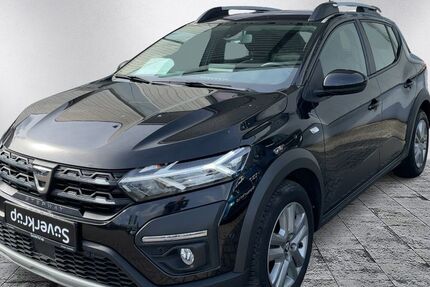 Dacia Sandero 43.700 km 12.990 &euro; Kiel 24118