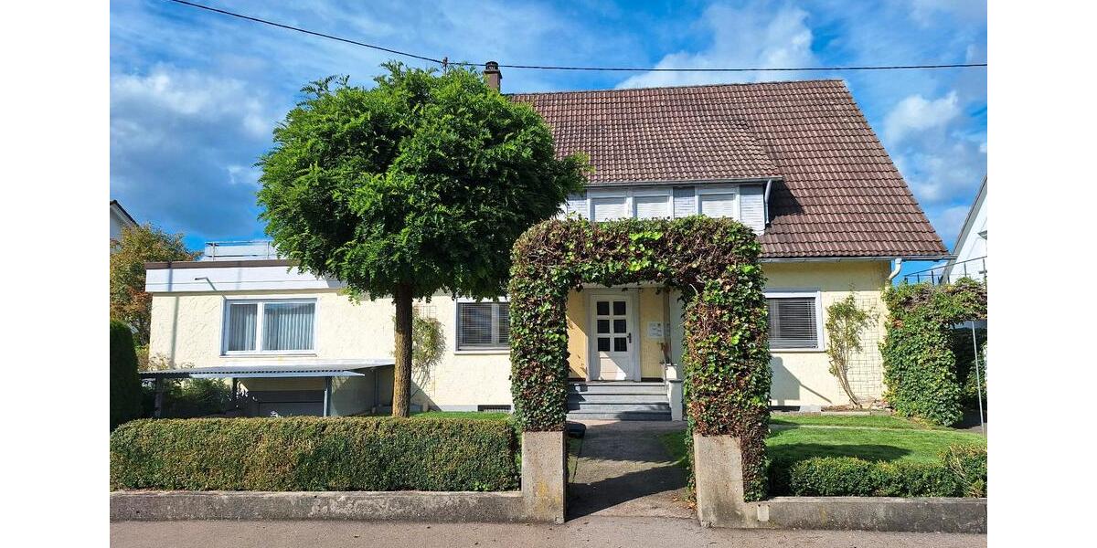 Mehrfamilienhaus, Wohnhaus Villingen-Schwenningen Schwenningen - 8 Zimmer, 202 m&sup2;, 480.000&euro; | Angebot:23593702