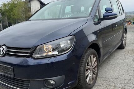 VW Touran 269.867 km 4.900 &euro; Gießen 35396