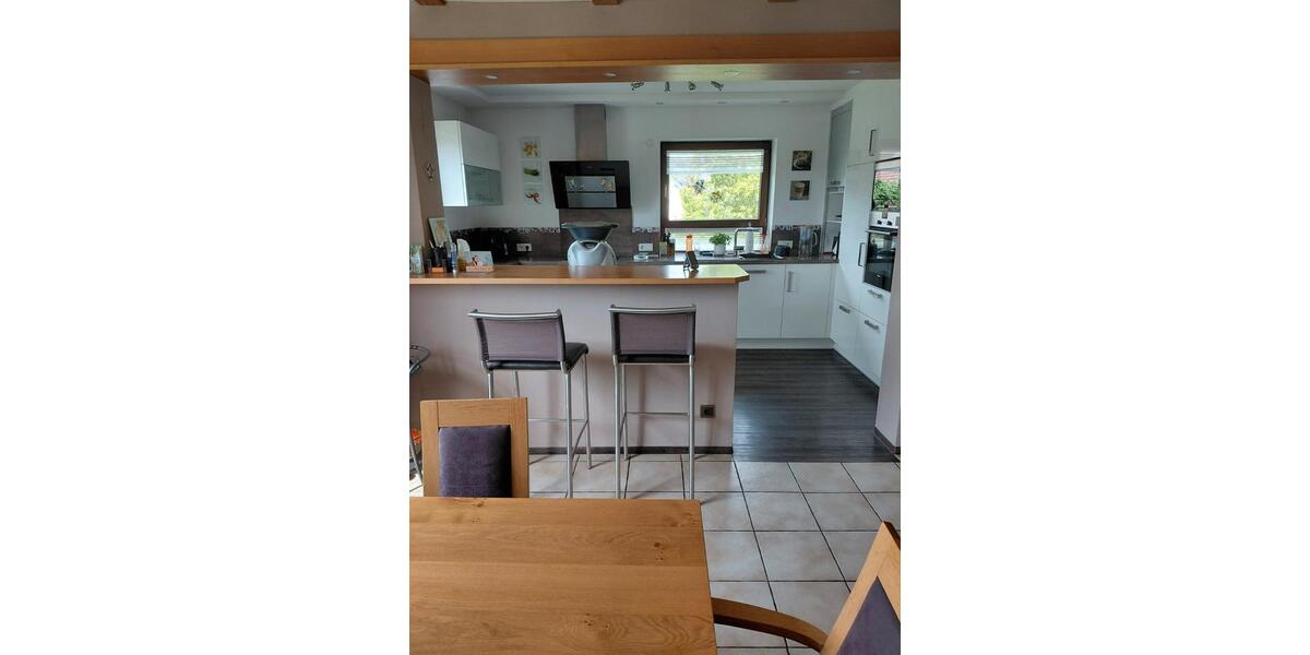 Einfamilienhaus Hirschaid - 7 Zimmer, 176 m&sup2;, 750.000&euro; | Angebot:26959536