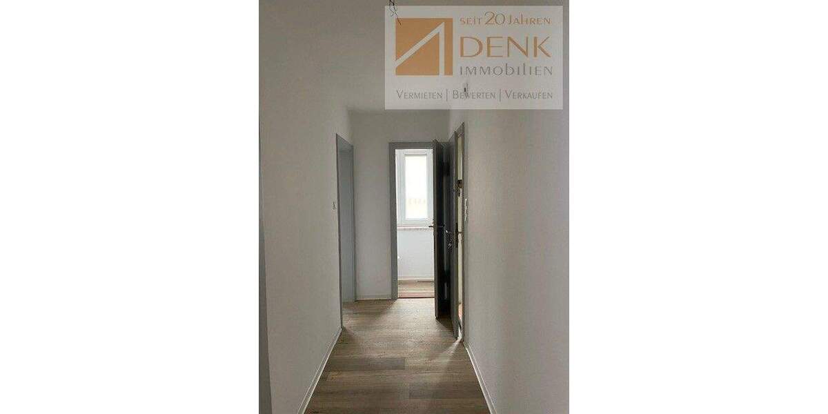 Bezugsfertig! Modernisierte 3 ZW. mit großen Balkon 3 zimmer