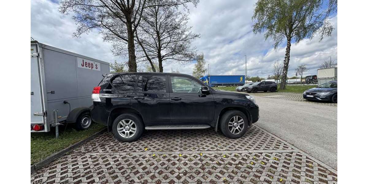 Toyota Land Cruiser 280.000 km 22.500 &euro; Waal, M 86875