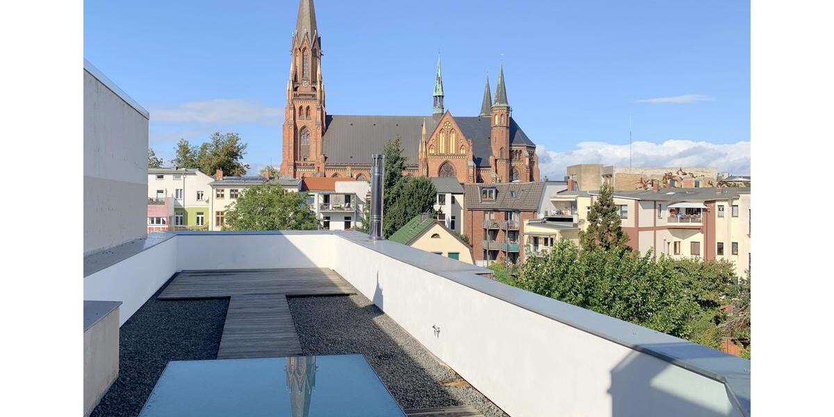 Maisonettenwohnung Schwerin - 5 Zimmer, 205 m&sup2;, 2.100&euro; | Angebot:20052513