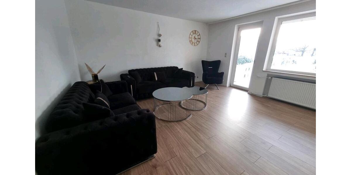 Reihenhaus Langenhagen - 4 Zimmer, 130 m&sup2;, 1.800&euro; | Angebot:25307916