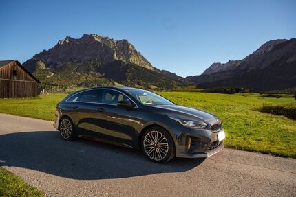 Kia pro ceed / ProCeed 88.000 km 21.400 &euro; Egling 82544