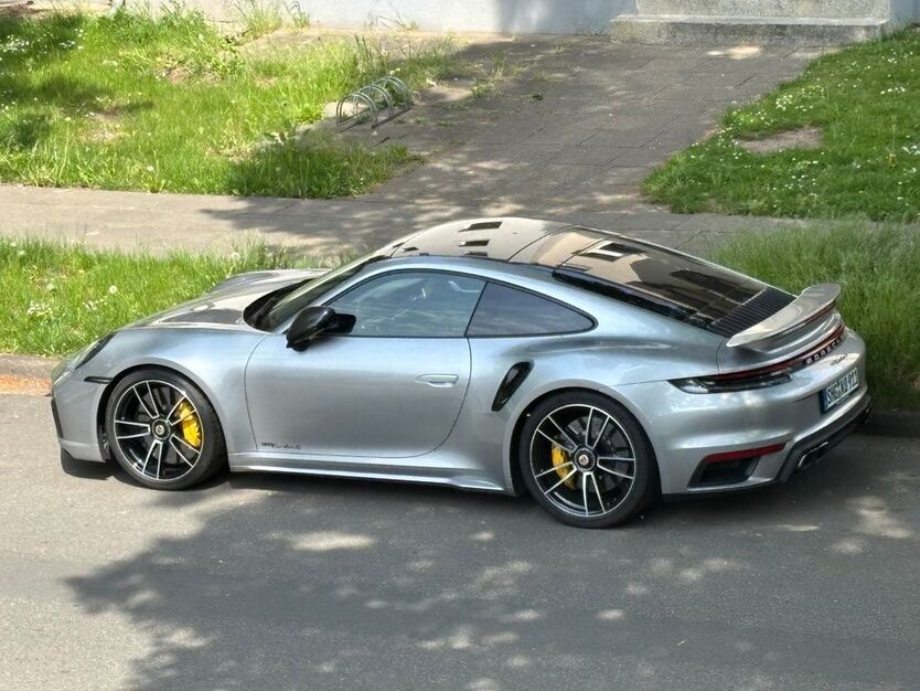Porsche 992 7.650 km 231.500 € Bückeburg 31675
