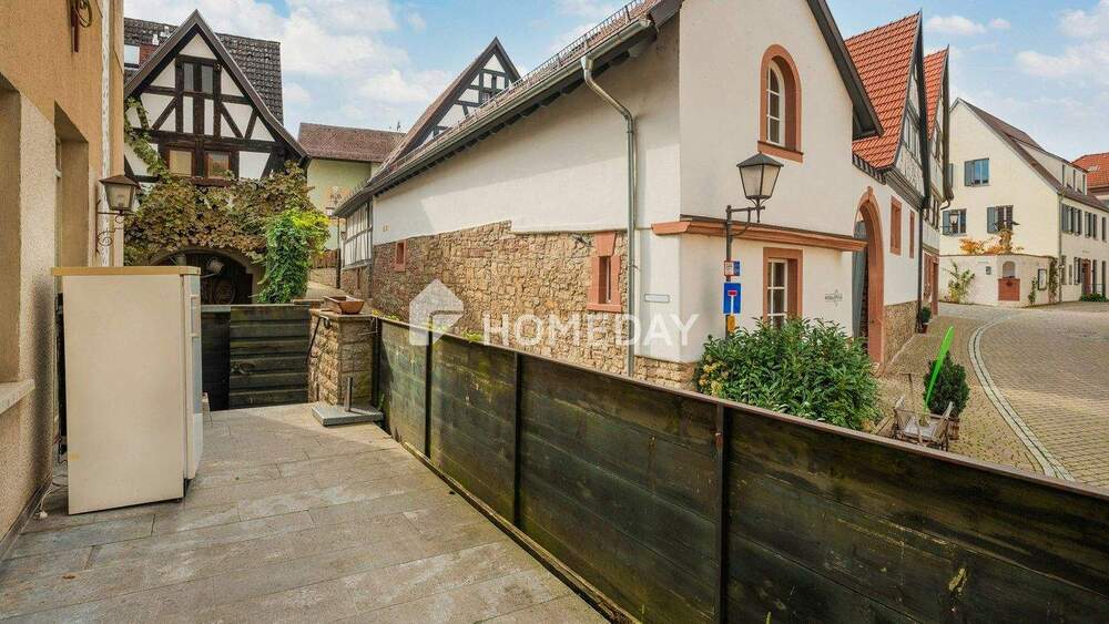 Etagenwohnung Erlabrunn - 3 Zimmer, 97 m&sup2;, 160.000&euro; | Angebot:25696137