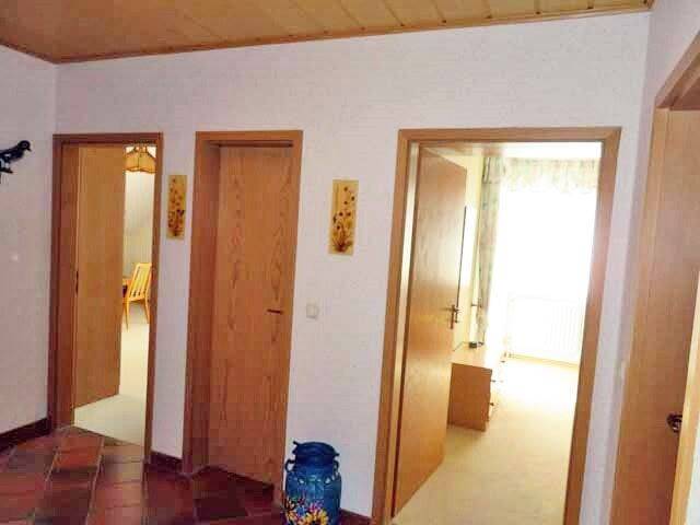 Etagenwohnung Sulzbach-Rosenberg Rosenberg - 4 Zimmer, 96 m&sup2;, 210.000&euro; | Angebot:25668851