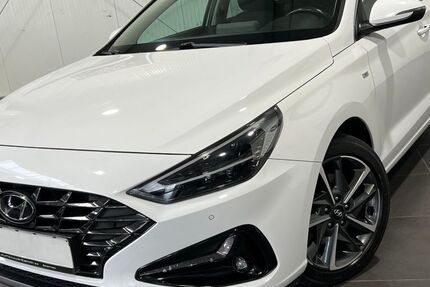 Hyundai i30 143.000 km 12.995 &euro; Bretten 75015