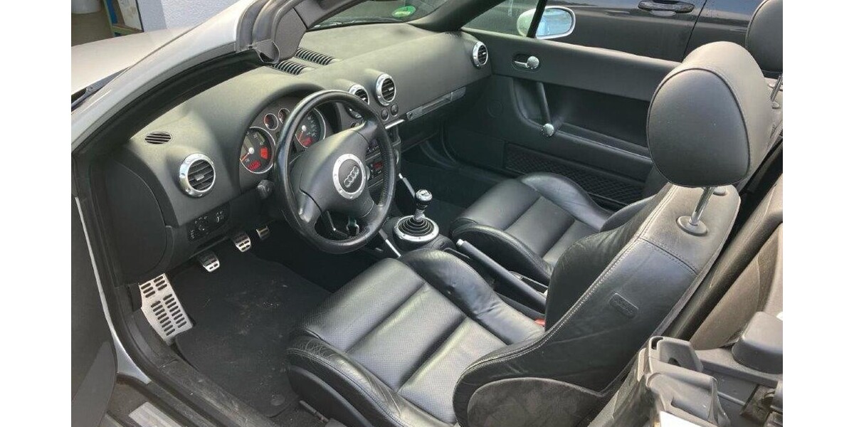 Audi TT 280.000 km 4.500 &euro; Dinslaken 46535