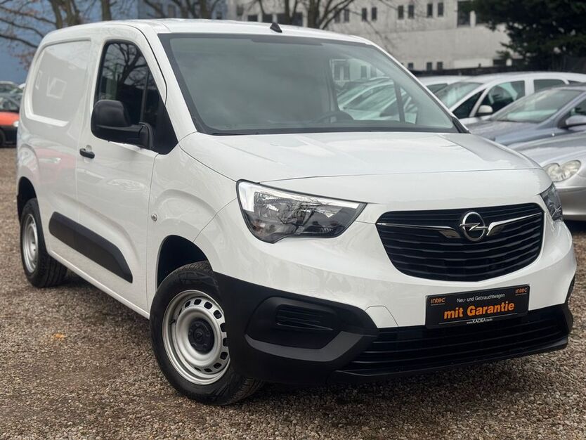 Opel Combo 30.000 km 11.490 € Berlin 13127
