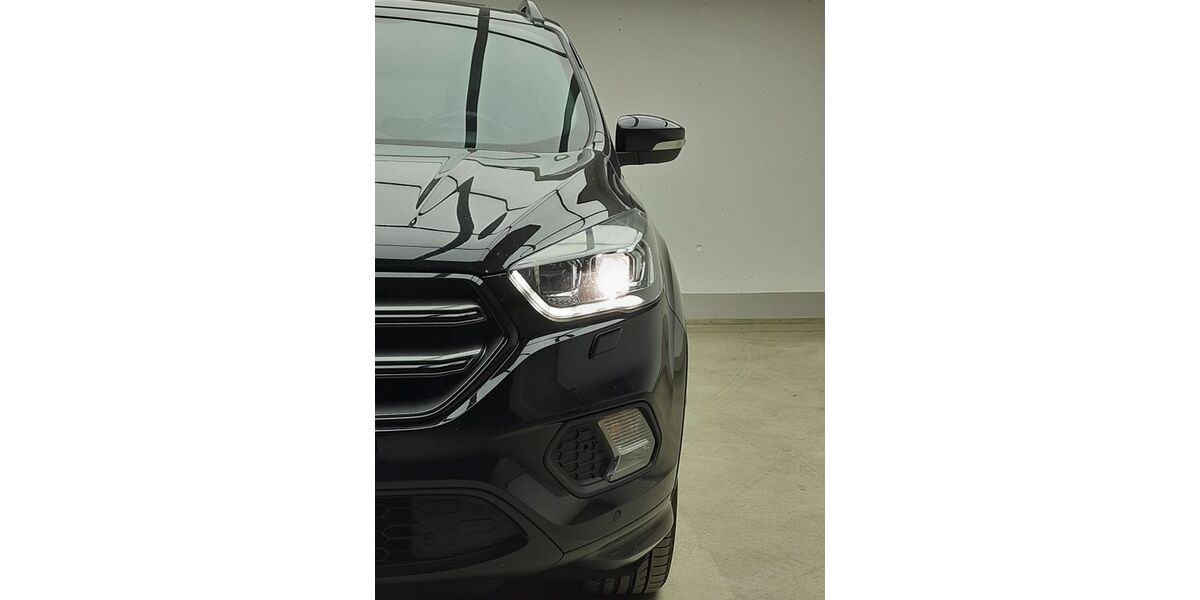 Ford Kuga 137.292 km 20.999 &euro; Aschheim 85609