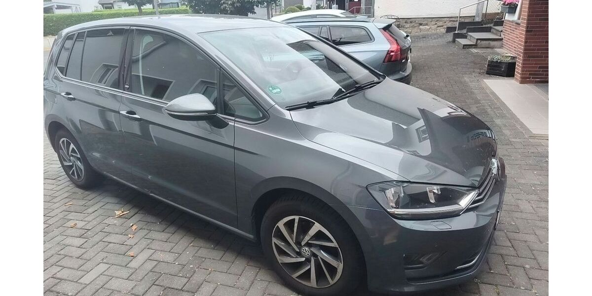VW Golf Sportsvan 138.000 km 8.399 &euro; Schalkenmehren 54552