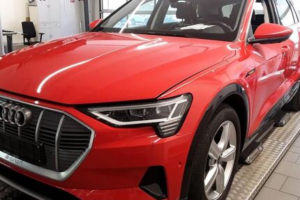 Audi e-tron 41.300 km 32.780 &euro; Bad Langensalza 99947