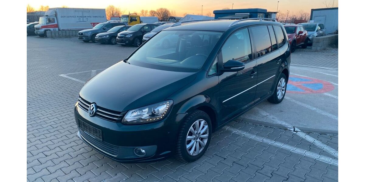 VW Touran 208.698 km 5.950 &euro; MITTENWALDE 15749
